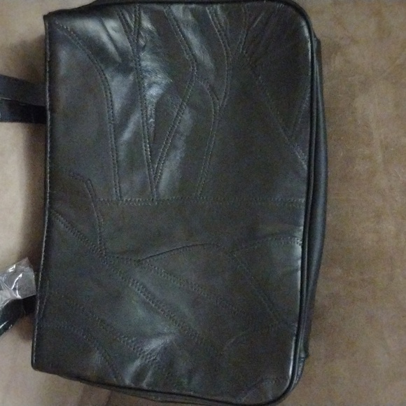 Purse - Picture 3 of 5